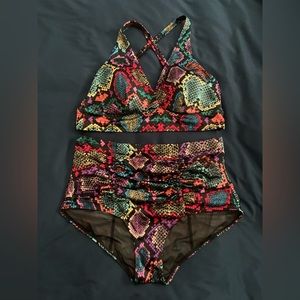 RARE HTF Torrid Snake Skin Print Bikini Swimsuit Like New Size 2